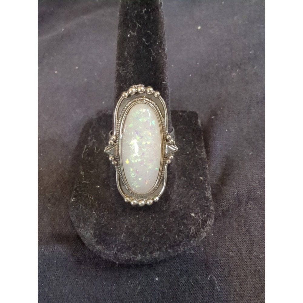 Vintage Large Chunky Silver Toned Ring‎ With Opal Center - Size 8 And Adjustable